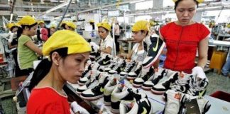 Sebelum Viral Kasus Udang, Bea Cukai Belanda juga Temukan Radioaktif pada Sepatu Buatan RI Ilustrasi - Pabrik produsen sepatu di Serang, banten (Foto: istimewa)