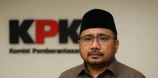 KPK Tetapkan Eks Menag Gus Yaqut Tersangka Kasus Korupsi Kuota Haji, Kekayaan Dilaporkan Tembus Rp 13,7 Miliar Mantan Menteri Agama Yaqut Cholil Qoumas, Resmi Tersangka Kasus Kuota Haji oleh KPK (Foto: istimewa)