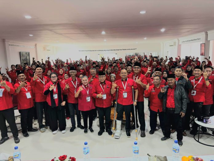 Usai acara pembukaan Musancab Kecamatan se-Jakarta Timur, para peserta dan hadirin foto bersama.
