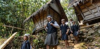 Perkuat Sektor Pariwisata, Pemprov Banten Buka Rute Bus Serang–Badui Rp1 via QRIS Ilustrasi - Suku Baduy. (Foto: Sumber Istimewa)
