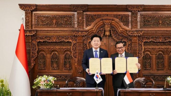 Kunker ke Korsel, Pramono Teken Kerja Sama Sister City Jakarta-Jeju Jakarta jalin kerja sama Sister City dengan Jeju, Sabtu (25/4/2026). Pramono menjelaskan kerja sama tersebut mencakup sektor pariwisata; energi terbarukan, hingga ekonomi digital. - (Foto: Dok. Pemprov DKI Jakarta)