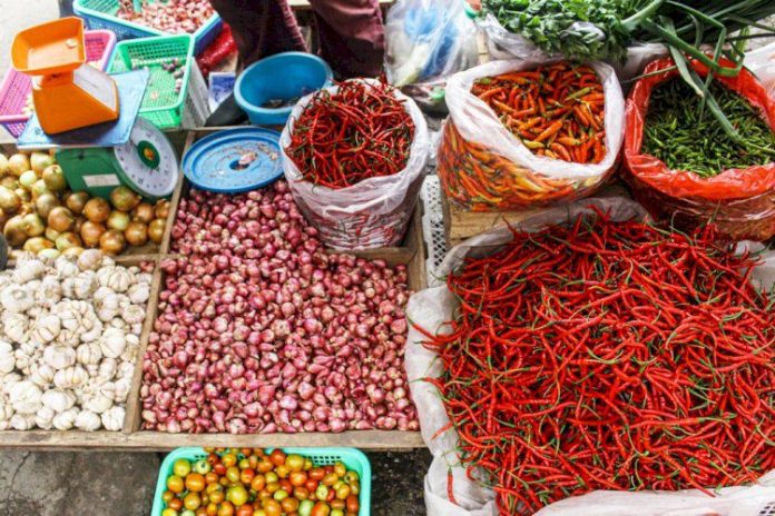 Ilustrasi- bahan pangan di pasar tradisional ( Foto; Istimewa)