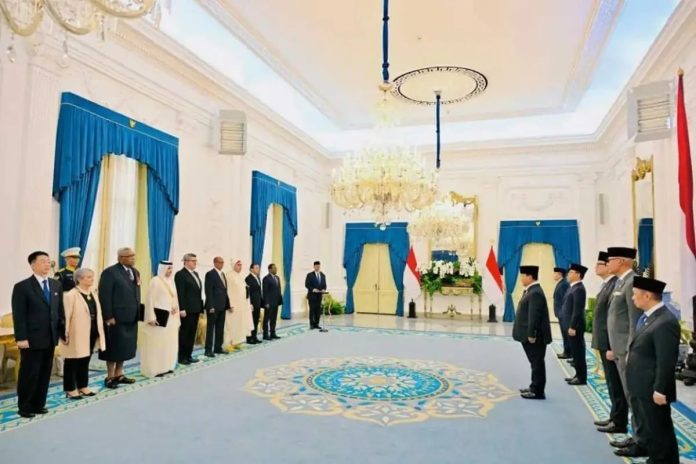Presiden RI Prabowo Subianto telah menerima kredensial sembilan duta besar luar biasa dan berkuasa penuh (LBBP) negara-negara sahabat, di Istana Negara pada hari ini Selasa (9/6/2026)./BPMI Sekretariat Presiden