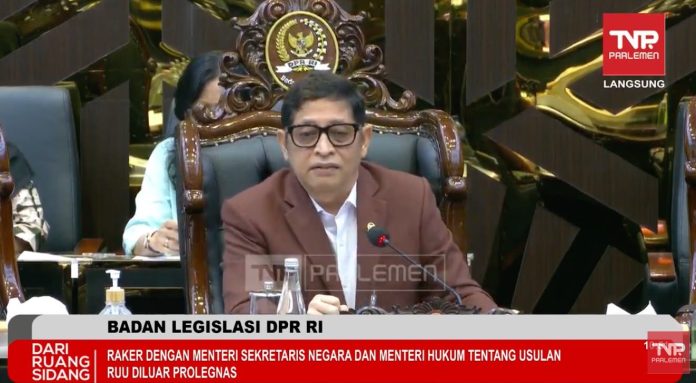 Ketua Baleg DPR RI, Bob Hasan, menyepakati usulan penyusunan Rancangan Undang-Undang (RUU) tentang Pusat Finansial Internasional Indonesia (PFII) untuk masuk ke dalam Prolegnas Prioritas Tahun 2026) (Foto: Istimewa)