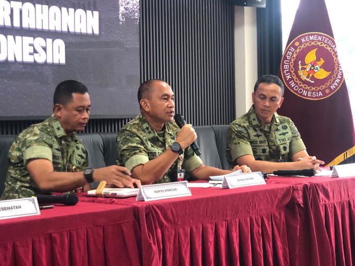 Kepala Badan Pengembangan Sumber Daya Manusia (BPSDM) Kementerian Pertahanan (Kemhan), Mayjen TNI Ketut Gede Wetan Pastia, menyampaikan 5 peserta calon manajer Koperasi Desa (Kopdes) Merah Putih dan Kampung Nelayan Merah Putih dilaporkan meninggal dunia saat mengikuti latihan dasar kemiliteran (latsarmil) dalam konferensi pers di Jakarta, Sabtu (27/6/2026) (Foto/istimewa)
