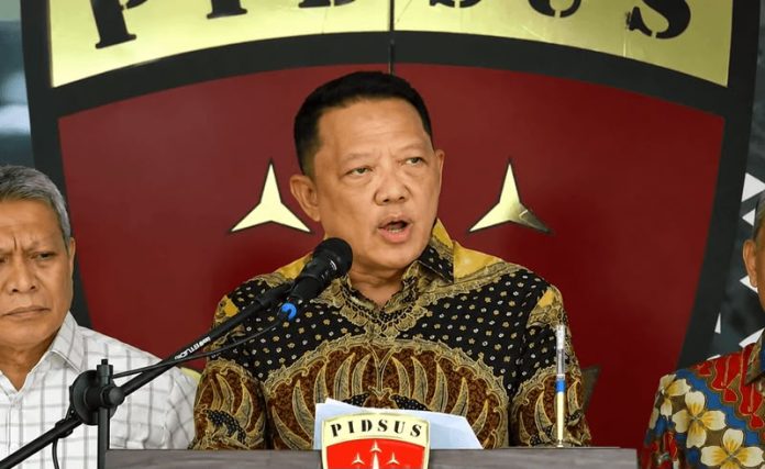 Jaksa Agung Muda Tindak Pidana Khusus (Jampidsus) Kejaksaan Agung RI, Febria Adriansyah saat jumpa pers di kantornya pada hari Jumat, 10 Juli 2026. [Foto :Istimewa]