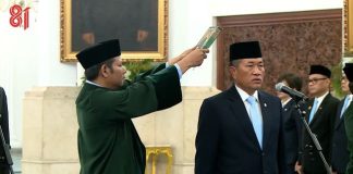 Prabowo Lantik Eks Wamenhan Donny Ermawan Jadi Gubernur Universitas RI Foto: Donny Ermawan Taufanto saat dilantik sebagai Gubernur Universitas Republik Indonesia oleh Presiden Prabowo Subianto di Istana Merdeka, Jakarta, Rabu (22/7/2026). (Tangkapan Layar Youtube/Sekretariat Presiden)