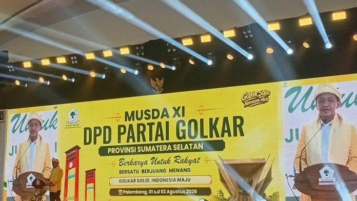 Ketua Umum Partai Golkar, Bahlil Lahadalia, menegaskan komitmen Golkar Dukung Prabowo-Gibran dalam menjalankan program kesejahteraan rakyat, serta menargetkan peningkatan kursi legislatif. (Foto: AntaraNews)