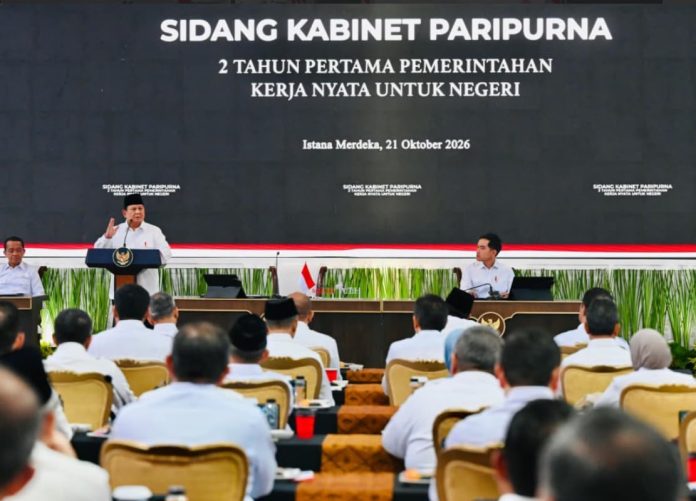 Presiden Prabowo Subianto memimpin Sidang Kabinet Paripurna (SKP) Dua Tahun Pertama Pemerintahan Kerja Nyata untuk Negeri di halaman tengah Kompleks Istana Kepresidenan Jakarta, pada Rabu, 21 Oktober 2026. (Foto: BPMI Setpres/Muchlis Jr)